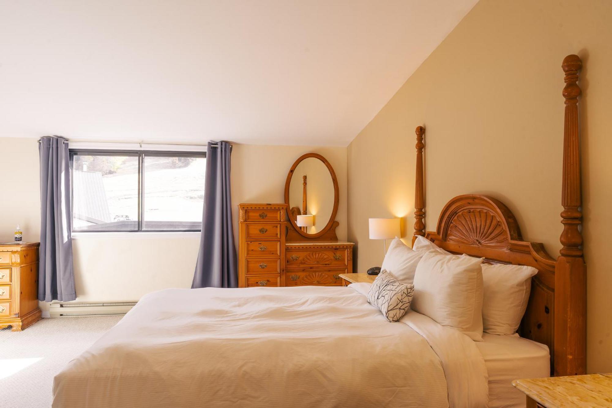 Mont Blanc Hotel & Condos Saint-Faustin 客房 照片